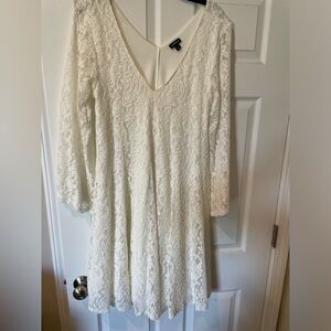 White lace mini long sleeve dress